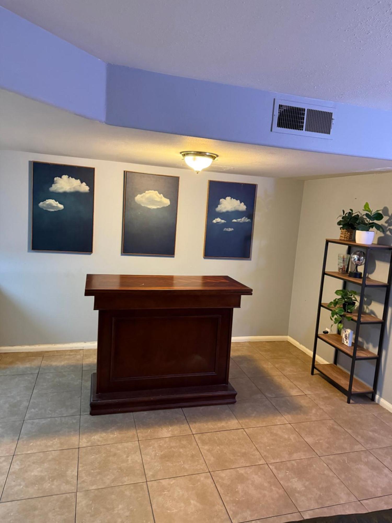 Cozy Affordable 2br Close To The Strip *